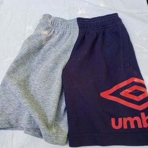 New with tags 1 pr boys 16/18 umbro soccer shorts,